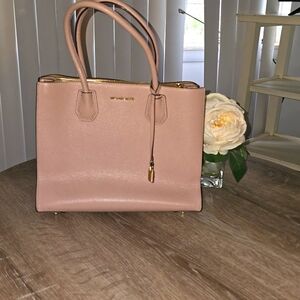 Michael Kors Mercer Bag
